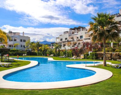 Two bed Penthouse flat in Sunset Golf La Resina Estepona