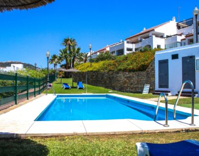 Three bedroom duplex penthouse in Casares del mar