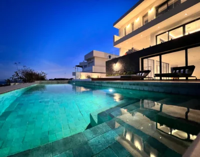 Spectacular 4 bedroom villa front line golf with private pool and sea views La Cala de Mijas