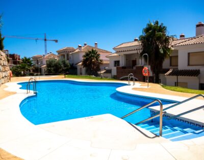 Modern three bedroom penthouse with BBQ in Casares Costa