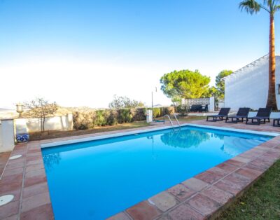 Three bedroom villa, Casa del Barco, in Guaro.