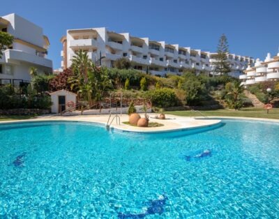 Two Bedroom Garden Apartment in Complex La Siesta Calahonda