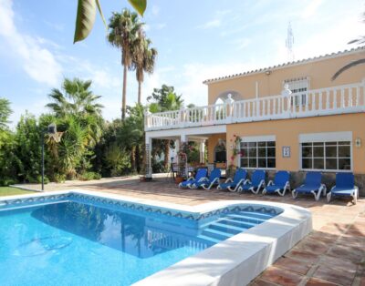 Holiday rental villa with private pool and views Coin