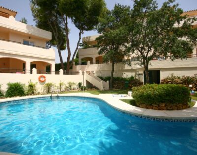 Holiday rental apartment close to the beach Cabopino Marbella Costa del Sol