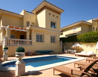 Holiday rental Villa with private pool and views in Mijas Costa Costa del Sol